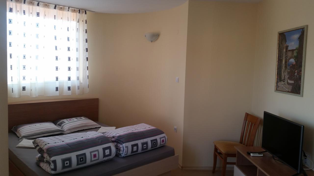 Complex Diva Hotel Srebŭrna Екстериор снимка